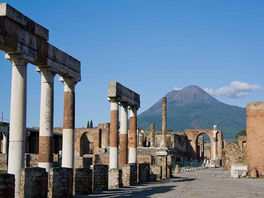 From Rome: Amalfi Coast and Pompeii, Full Day Private Tour - Pompeii and the Amalfi Coast in one day (and why it feels worth it)