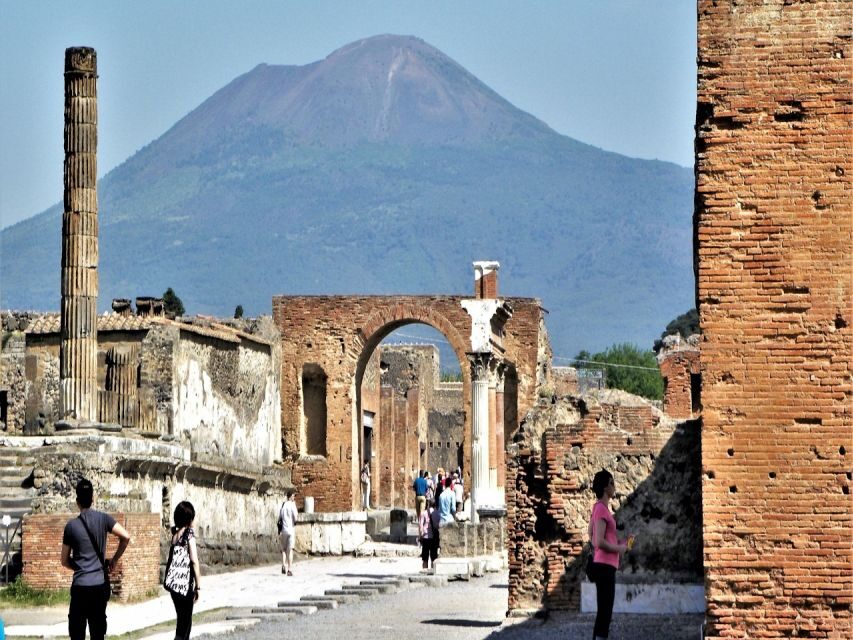 From Rome: Amalfi Coast and Pompeii, Full Day Private Tour - Positano: photo stops, lunch time, and the art of not over-planning