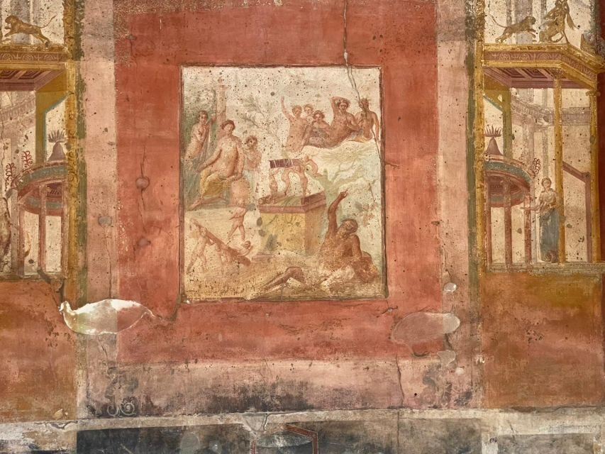 From Rome: Full Day Pompeii and Naples Tour - Piazza del Plebiscito and the Gambrinus sfogliatella moment