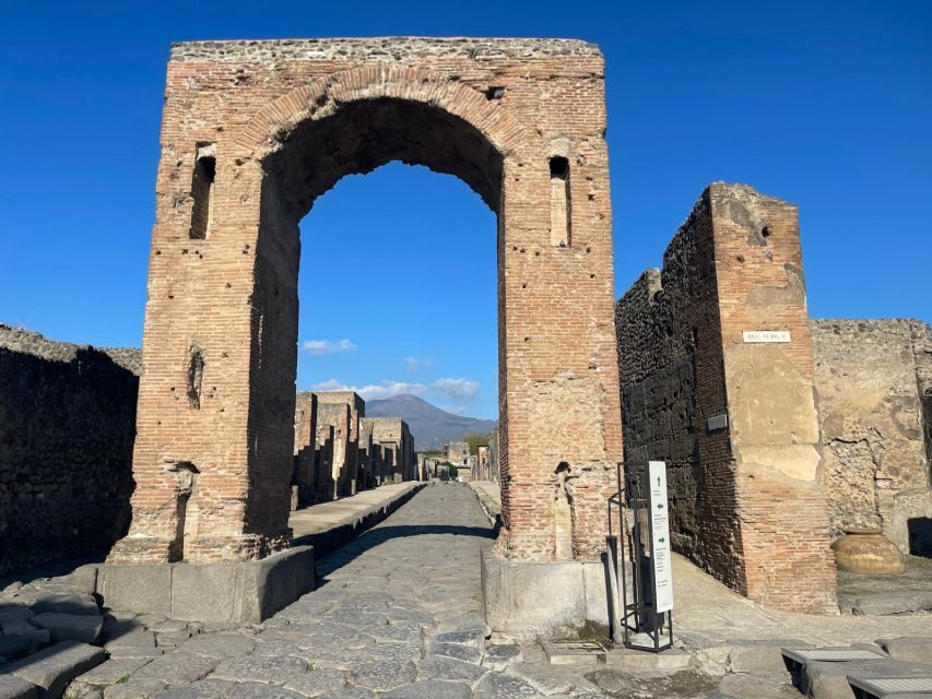 From Rome: Full Day Pompeii and Naples Tour - How the guided walk actually helps you read the site