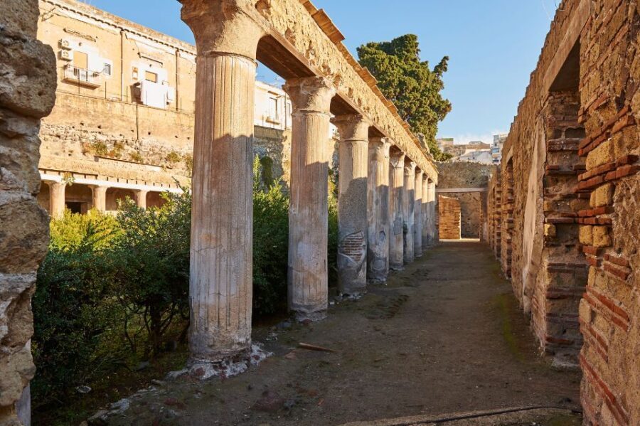 From Sorrento: Half-Day Tour of Herculaneum - Walking Herculaneum streets: timbers, clay pots, and real street-level clues