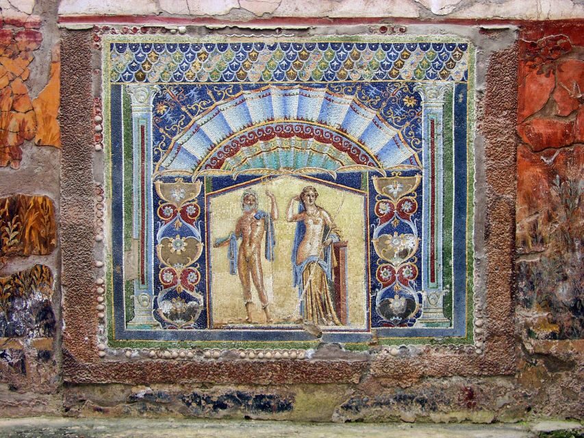 From Sorrento: Herculaneum Guided Tour with easy Lunch - Why Herculaneum feels different from Pompeii