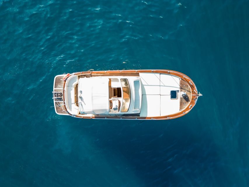 From Sorrento: Ischia and Procida Boat Tour with Snorkeling - What’s included: drinks, snack, skipper, and snorkeling gear