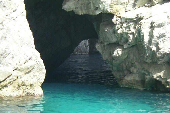 From Sorrento/Nerano: Capri Shared Tour - without pick up - Why Starting at Marina del Cantone Makes a Difference