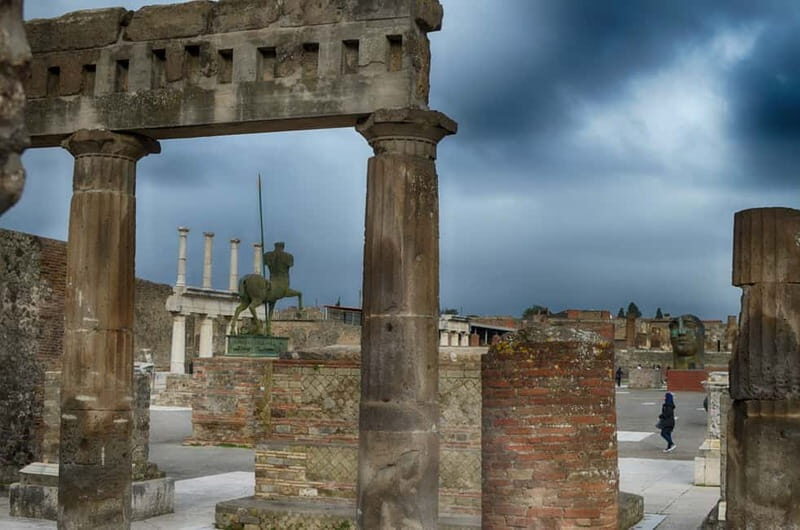 From Sorrento: Pompeii and Mount Vesuvius Trip with Lunch - Inside Pompeii with a 2-Hour Official Guided Tour