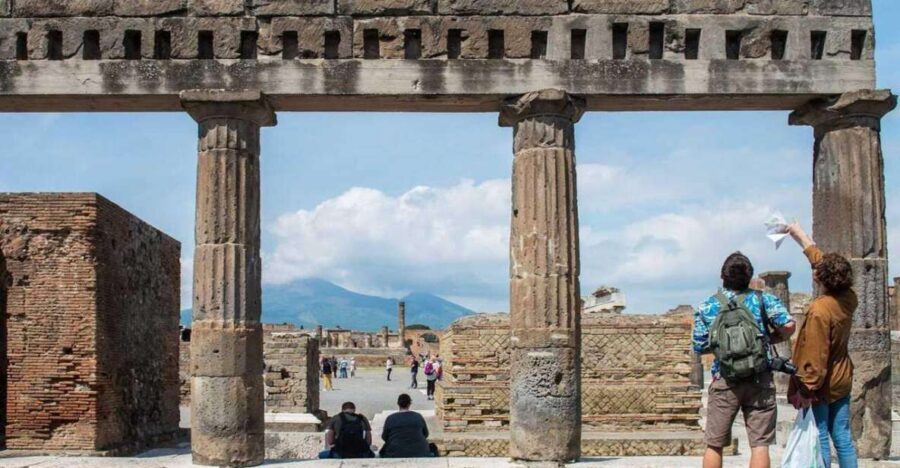 From Sorrento: Pompeii with an Archaeological Guide & Ticket - A tight Pompeii plan that still feels meaningful