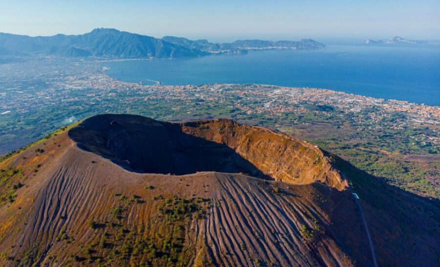 From Sorrento: Skip-the-Line Guided Vesuvius Hike and Lunch - From Sorrento to Vesuvius: what you’re paying for