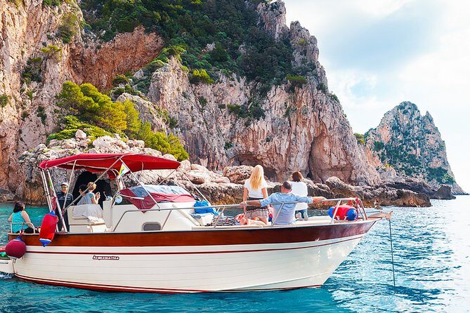 Full day Capri Island Small Group Boat Tour from Naples - Your Capri time: 3 to 4 hours to chase La Pizzetta and side streets