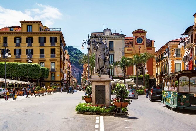 Full Day Private Amalfi Coast Tour from Naples - Guides and onboard commentary: what makes the experience feel personal