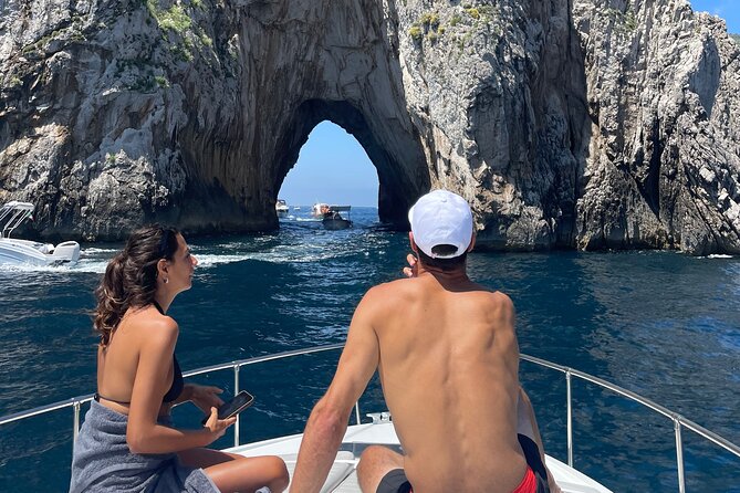 Full day private boat tour to the Island of Capri - Blue Grotto reality check: €18, queues, and the boat-in method
