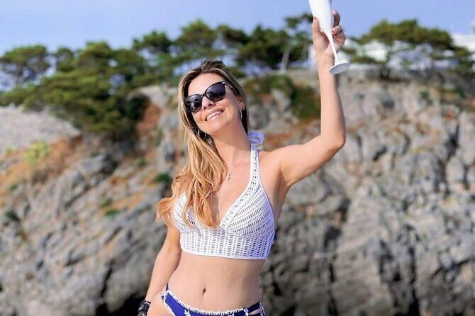 Full day Private Capri boat tour from Positano - On-Board Comfort: Snacks, Drinks, Restroom, and the Scuba Gear Question