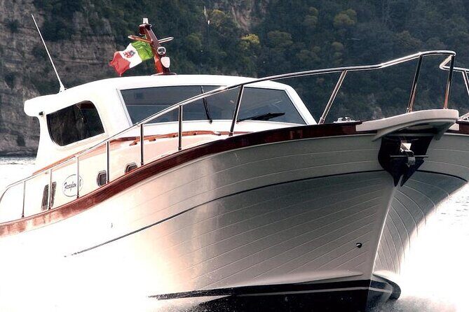 Full-Day Private Guided Boat Tour in Amalfi - Conca dei Marini and La Tonnarella: where the meal feels like part of the scenery