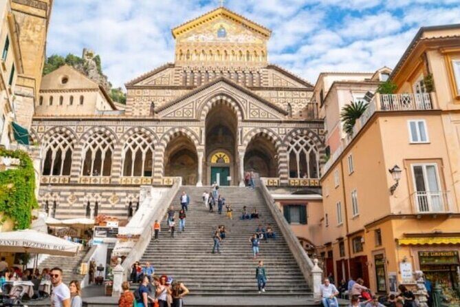 Full-Day Private Tour Amalfi Coast from Sorrento with Pick up - Logistics you should plan around before you go