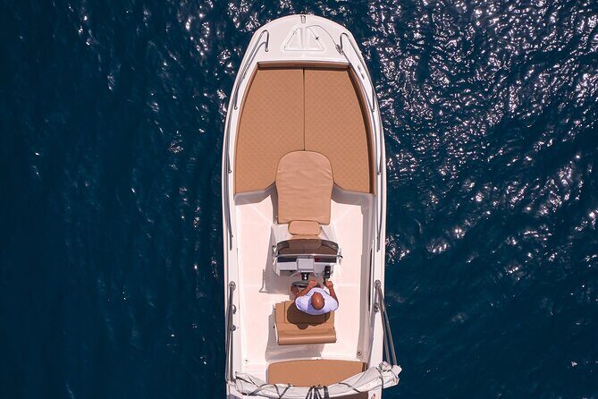 Full Day Private Tour from Sorrento to Capri by speedboat - Capri harbor time: making the most of 2 hours on land
