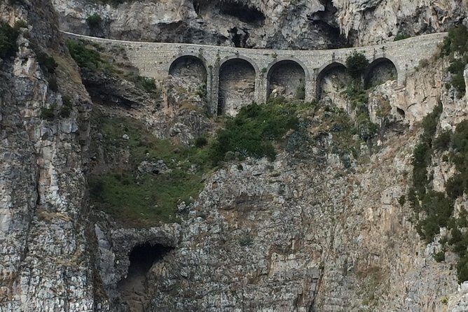 Full-Day Sorrento Positano Pompeii Tour - COVID safety on the road: the specifics you should know