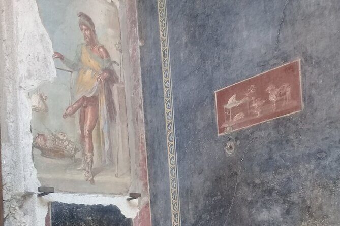 Full Day Tour Pompeii–Sorrento -Positano - Positano: Steps, Sea Views, and Time to Wander