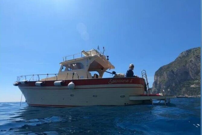 Group Capri tour , visit of caves, fishing legend and swimming - Punta Carena Lighthouse: a fishing-spot viewpoint with a story