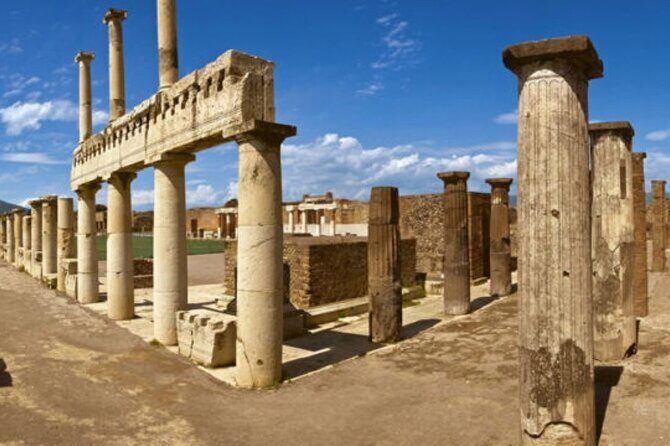 Guided tour of Pompeii with a local guide - What You Really Pay For: Tour Price vs. Park Admission