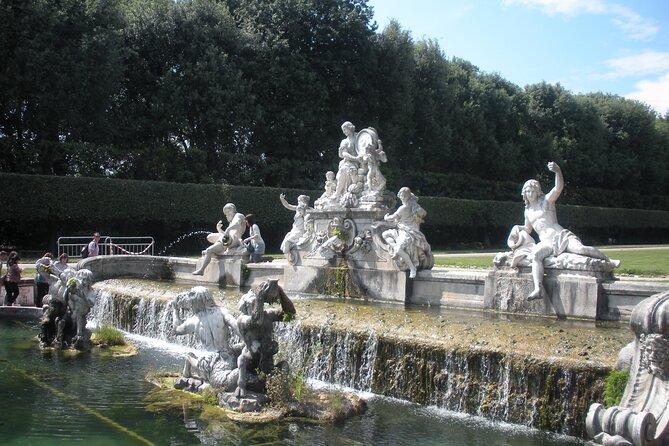 Guided tour of the Royal Palace of Caserta with an art expert - Who this tour suits best (and who should consider another option)