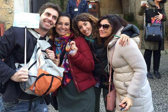 Guided tour of the Sanità District with an art expert - Palazzo dello Spagnolo: finishing the palace section with style