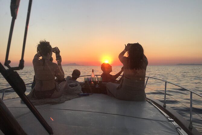 Half Day Guided Sunset Tour on the Sorrento Coast - Marina Grande: an authentic seaside village you can actually walk