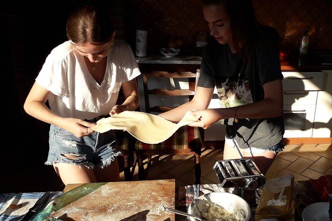 Handmade pasta workshop by Cilento Experience - Who Rosalba Is and Why the Teaching Style Matters