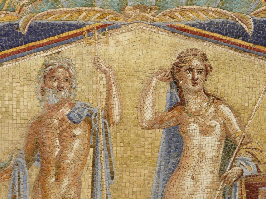 Herculaneum: Private Walking Tour with Archeologist Guide - Timing and prep for a smooth 2-hour walk