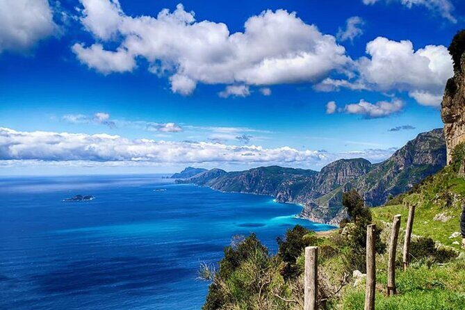 Hiking the Path of the Gods: Scenic Amalfi Coast Trek - What to wear and bring so the hike feels fun