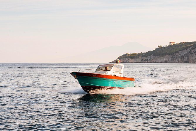 Ischia and Procida Boat Tour: Small-Group from Sorrento - Ischia port free time (3–4 hours): explore at your own rhythm
