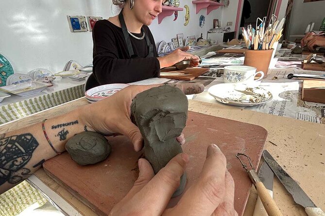 Ischia Clay Modelling Short Pottery Workshop - What happens during the 90 minutes at the worktable