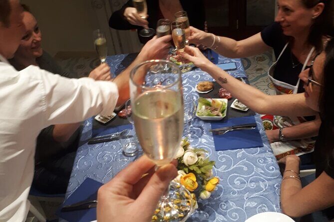 Learn To Make Fresh Pasta With Love in Naples - Small Group Size: Why Max 10 People Makes You Better at Pasta