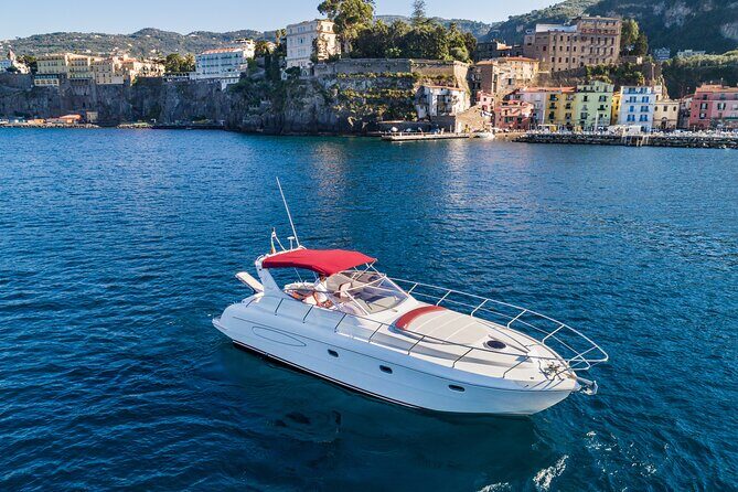 Luxury Private Boat Tour from Sorrento to Amalfi Coast– Shamal 40 - Pickup and timing: how the day starts smoothly (or doesn’t)