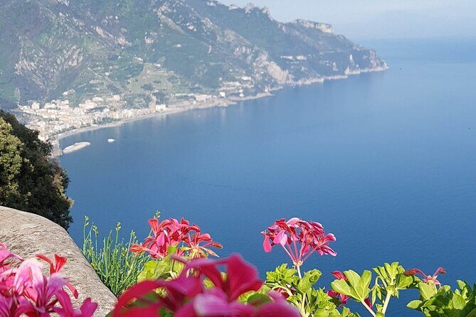 Luxury Tour from Naples to Amalfi Coast - Amalfi: Cathedral of Sant’Andrea, the Octopus Fountain, and paper-making history
