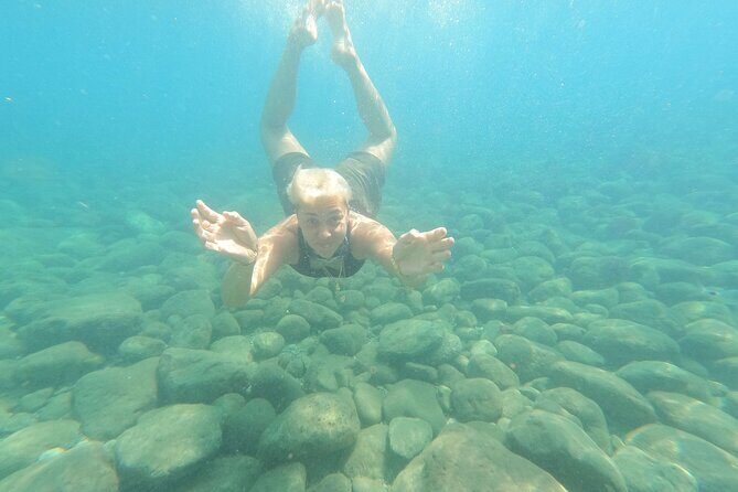 Maiori: Kayaking & Snorkeling tour along the Amalfi Coast - Sea caves: where the route feels like a moving story