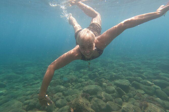 Maiori: Kayaking & Snorkeling tour along the Amalfi Coast - Villas by the sea and watchtowers: history you can see from water