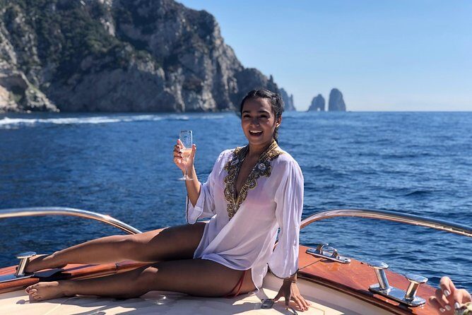Mamma Mia Boat Experience! - Private boat from Sorrento: the real value is fewer compromises