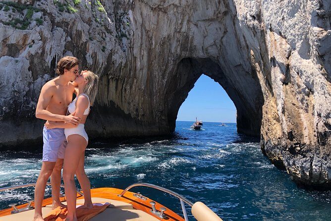 Mamma Mia Boat Experience! - The boat and onboard setup: comfort you feel, not just see