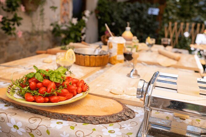 Marì Cooking Class in a Family Farm with Amalfi Coast view - The Menu You’ll Cook and Eat (What It Teaches You)