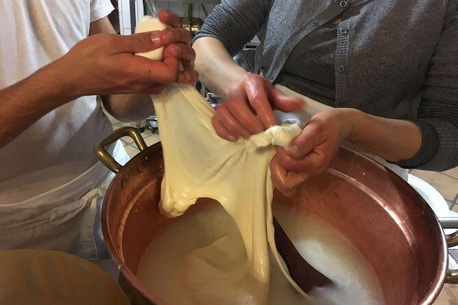 Milk the Cow & Make Mozzarella and Gnocchi with Our Family - Getting There: The Pianillo/Agerola Meeting Point and the Amalfi Road Reality