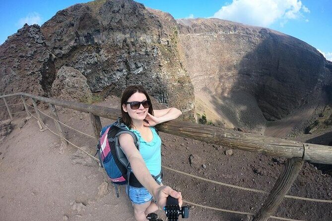 Mount Vesuvius and Pompeii private tour - Pompeii or Herculaneum: choosing based on your style of seeing ruins