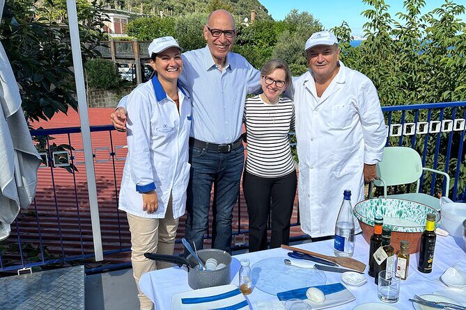 Mozzarella class & more in Sorrento - Who should book this mozzarella and lemon tour?