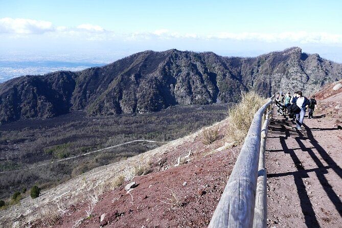 Mt Vesuvius Half-Day Trip from Naples - Guides and Commentary: What You’ll Learn (and What Might Feel Light)