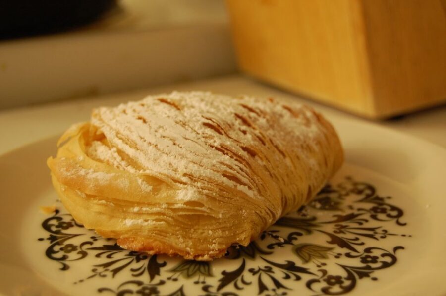 Naples: 2-Hour Walking Tour w/ Food Tasting Experience - Practical Tips to Make It Go Smoothly