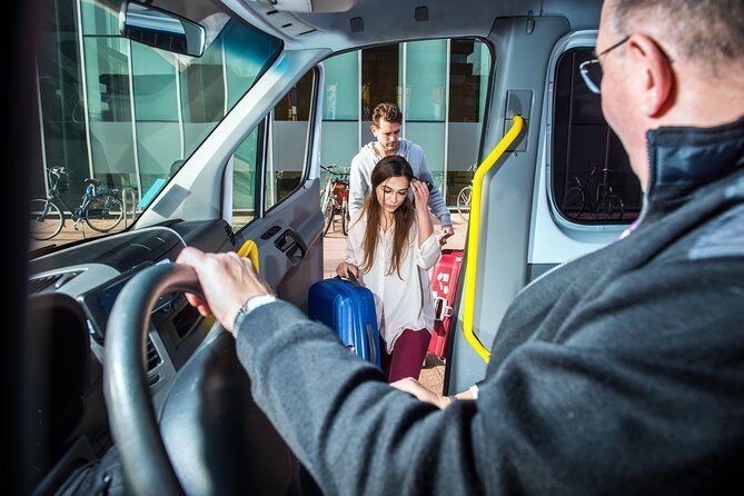 Naples Airport private departure transfer (Naples Hotels to Naples Airport) - Naples Traffic and Your Flight Clock: Why This Transfer Helps