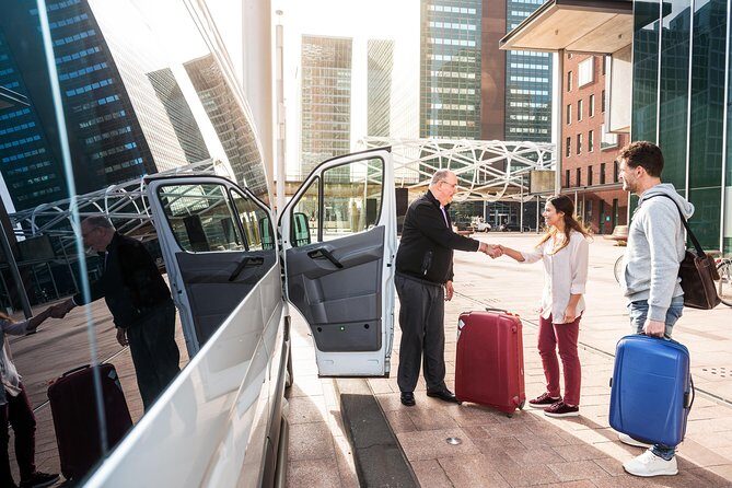Naples Airport private departure transfer (Naples Hotels to Naples Airport) - The 30-Minute Ride: Direct Transfer With No Detours