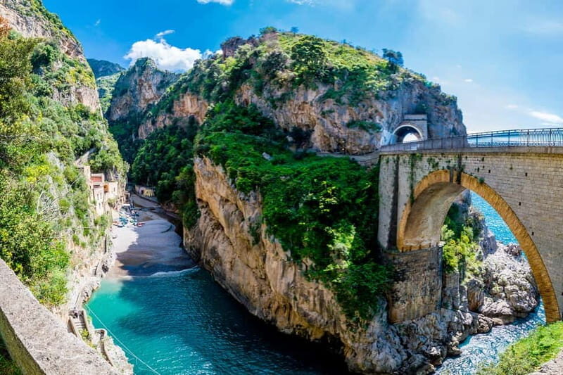 Naples: Amalfi Coast Small Group Tour Shore Excursion - Where you meet your driver (and how you keep the day calm)