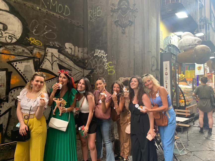 Naples: Bachelorette Party with Insolitaguida - Starting at Piazza del Gesù Nuovo: the hunt kicks off fast