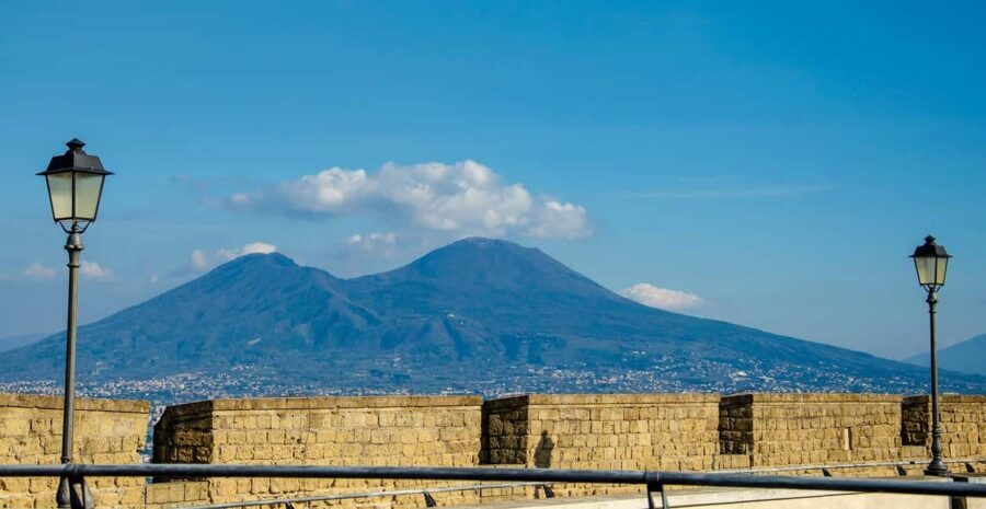 Naples: Castel Sant'Elmo Entry Ticket with Audio Guide - Tickets, audio guide, and the setup that matters