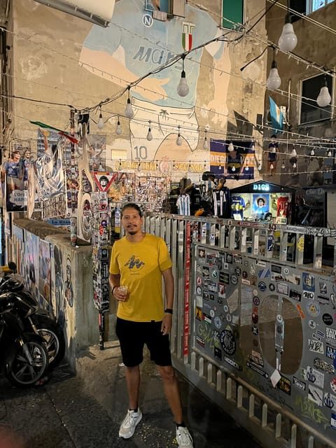 Naples cheers: Bar tour with Free Drinks - Stop 3 and the free shot: finishing the night on a high note