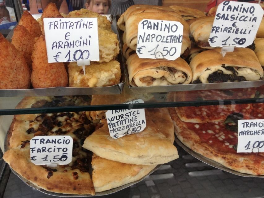 Naples: City and Street Food Market - What to bring for a comfy 2-hour Naples walk